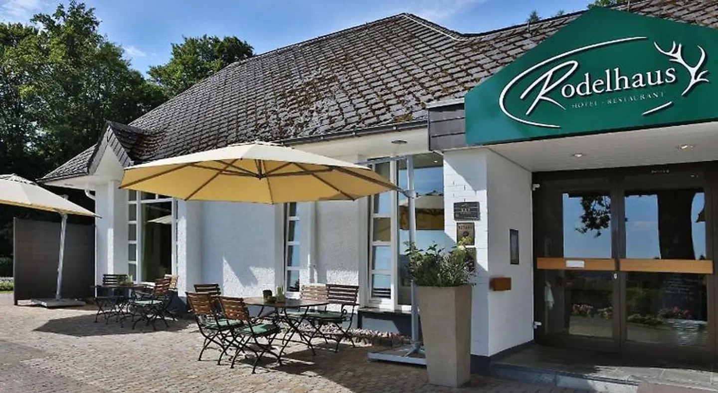 Rodelhaus Terrasse