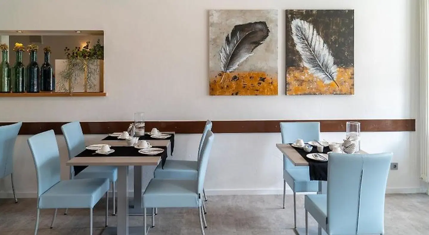 Boardinghouse by M&K Restaurant