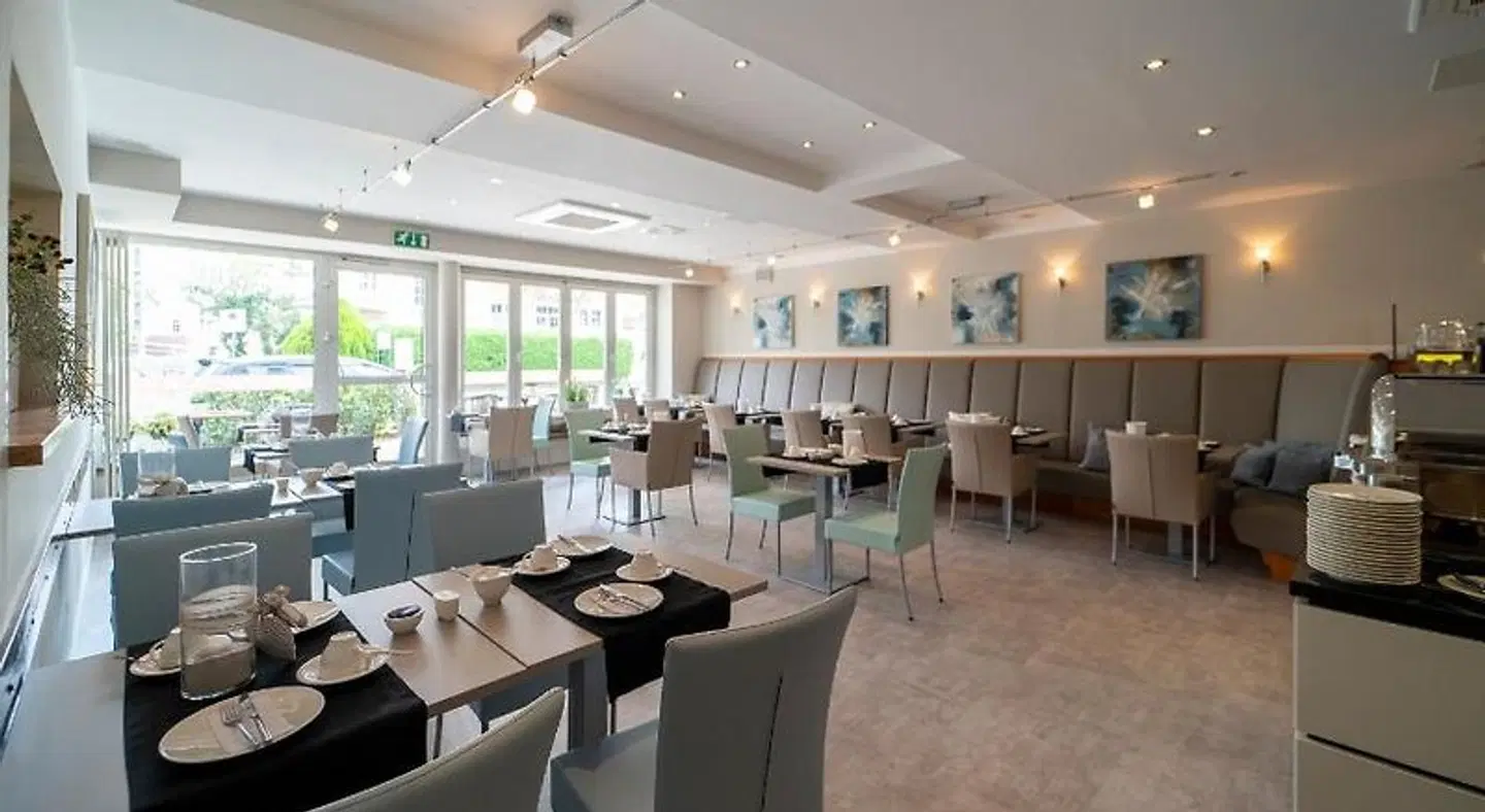 Boardinghouse by M&K Restaurant