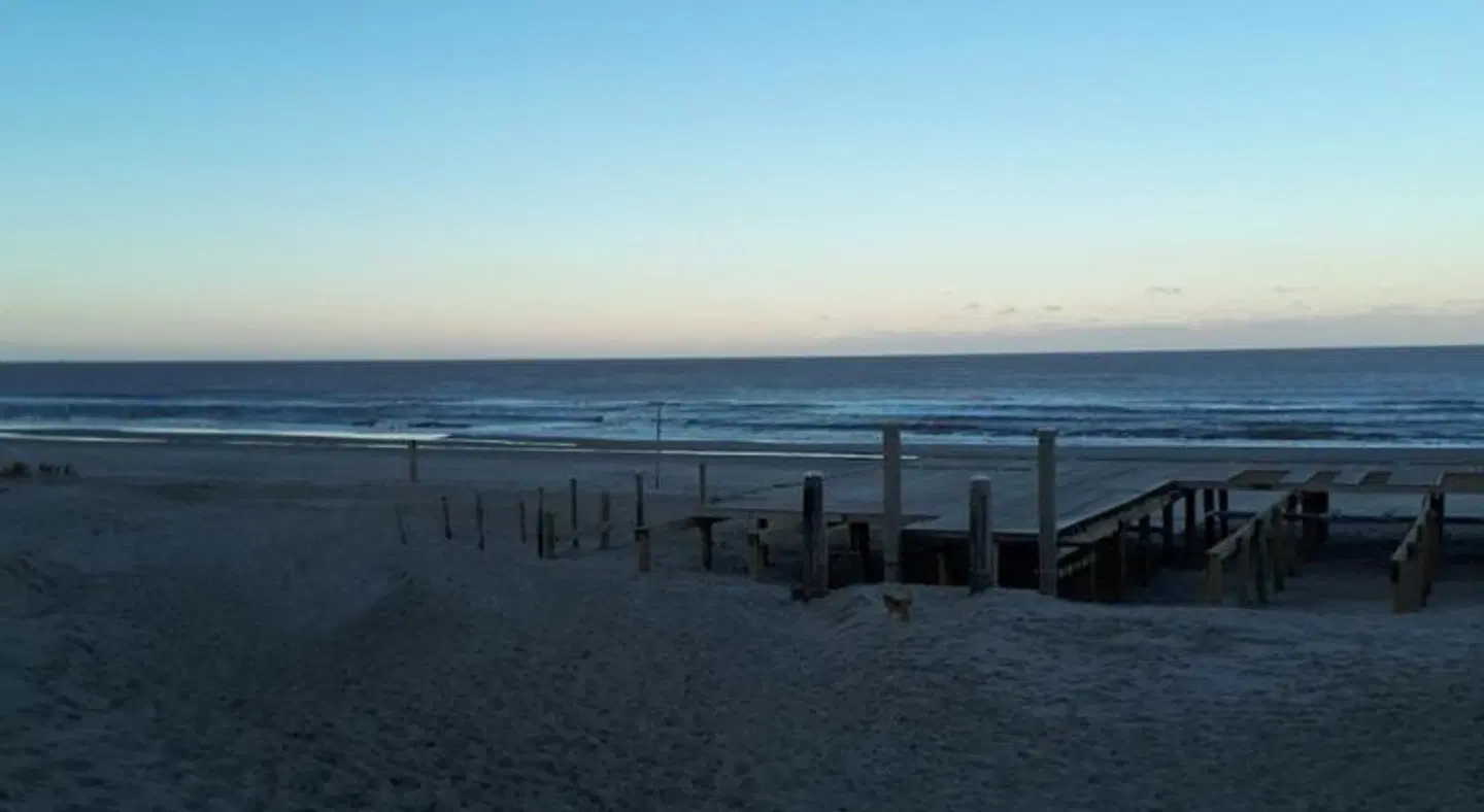 de Vloedlijn Strand