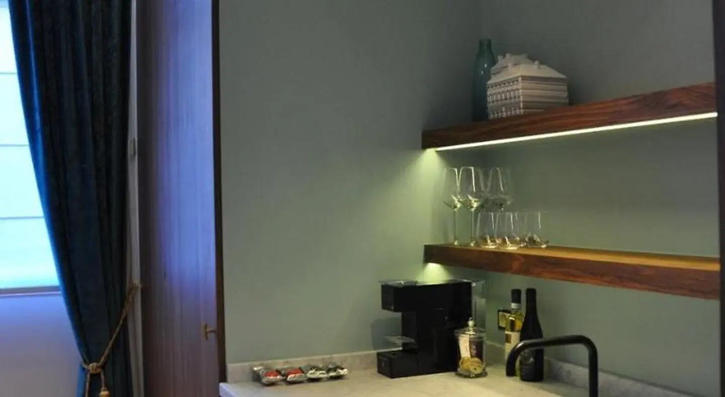 Raphael Suites ROOM_EXAMPLE