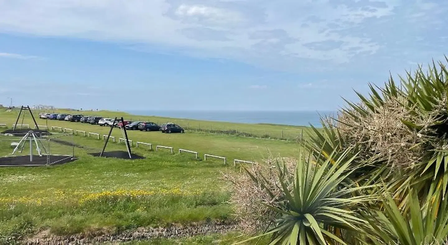 Breakers Lodge LANDSCAPE