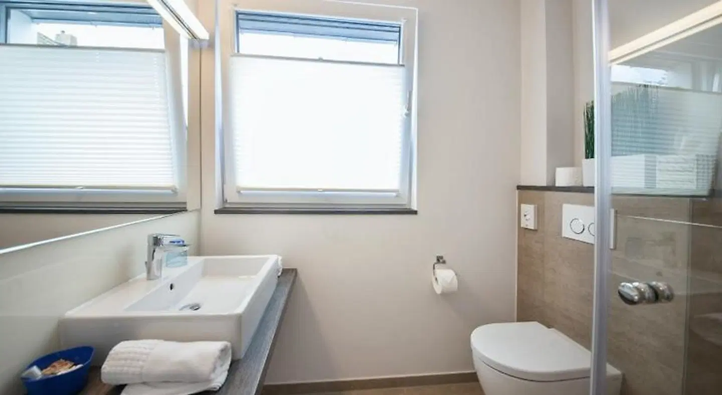 Pension An Bord Badezimmer