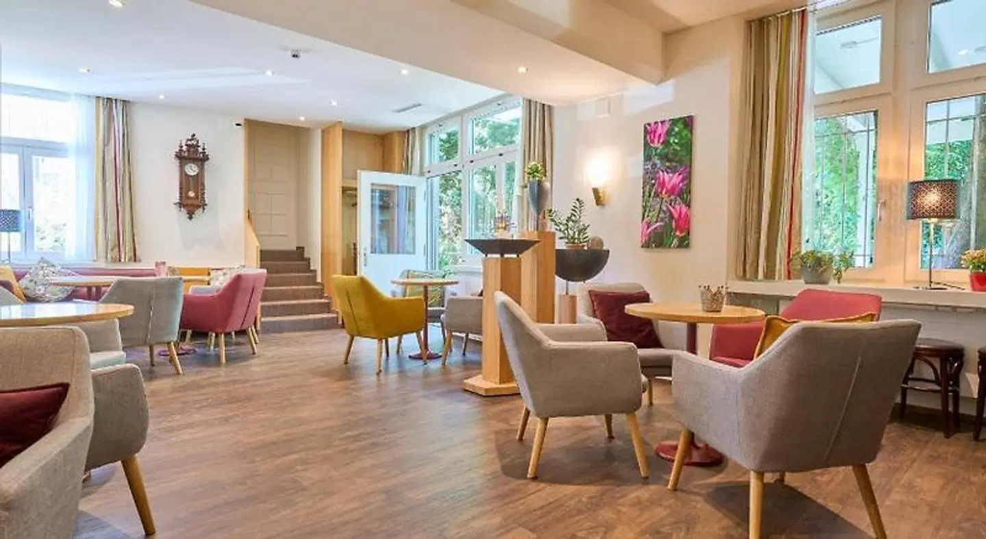 Promenade LOUNGE_LOBBY