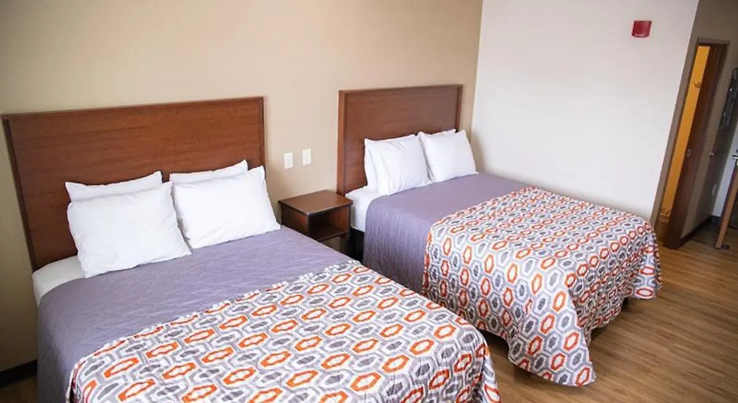 White House Suites ROOM_EXAMPLE