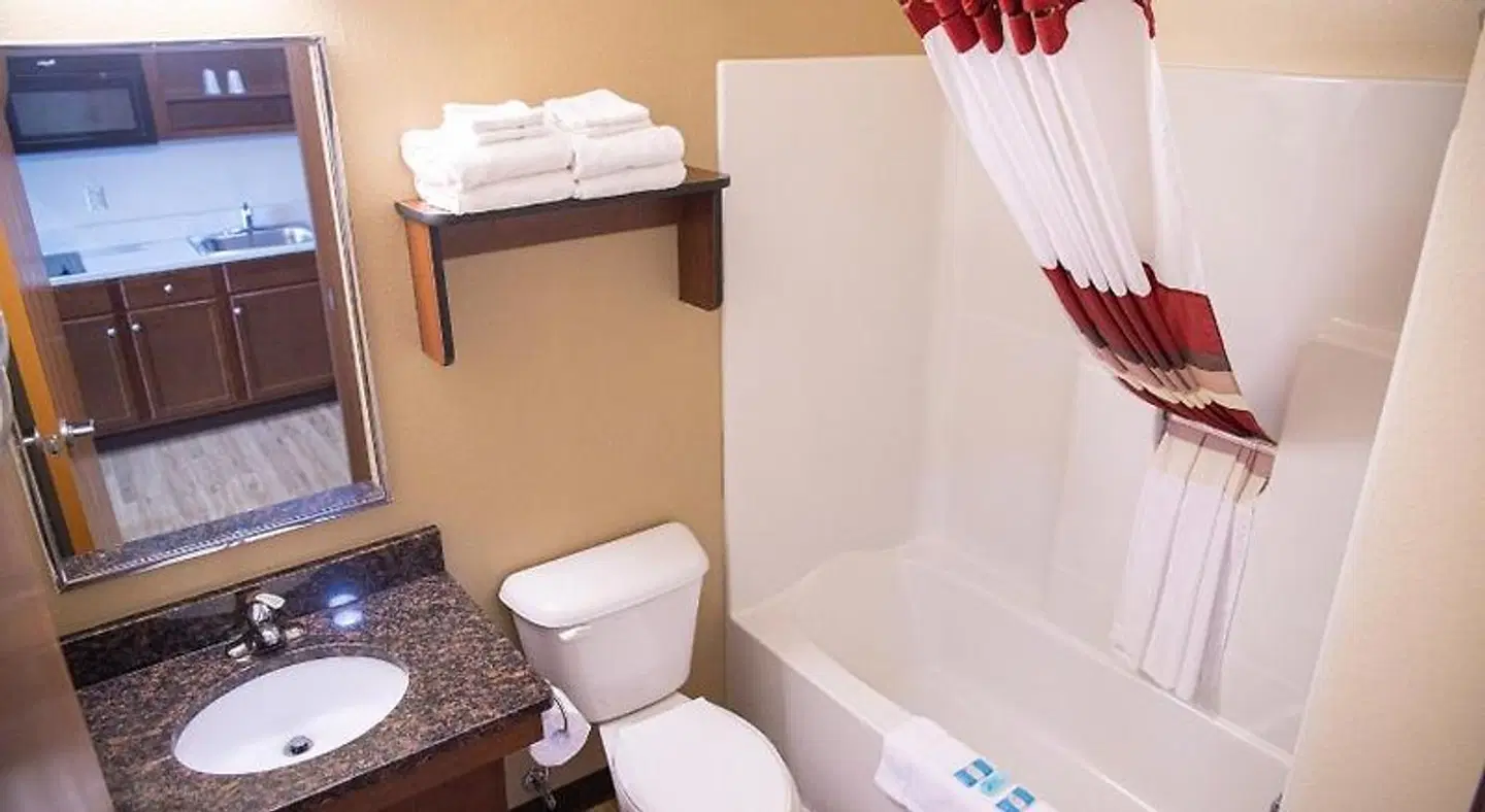 White House Suites Badezimmer