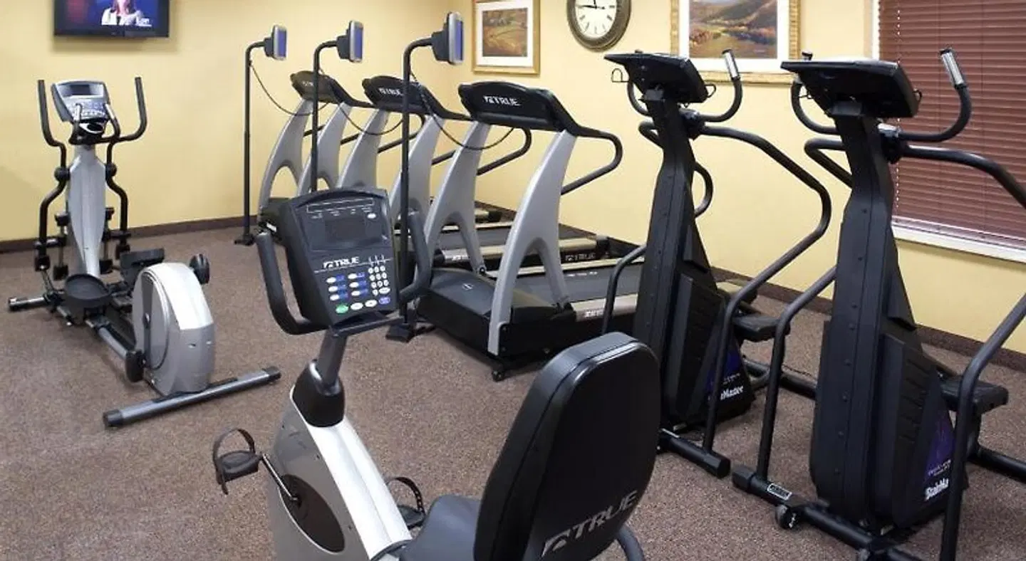 Cedar Rapids Marriott SPORTS_AND_LEISURE