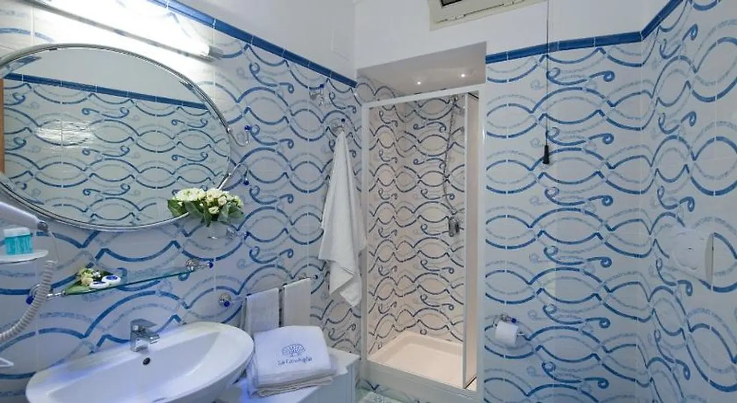 La Conchiglia Badezimmer