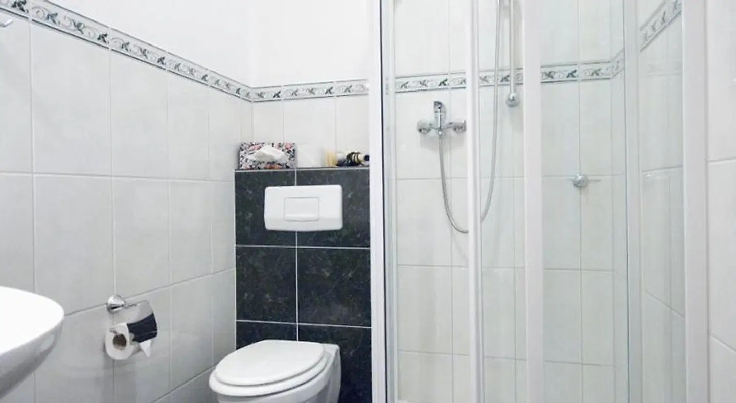 Am Holzhafen Badezimmer
