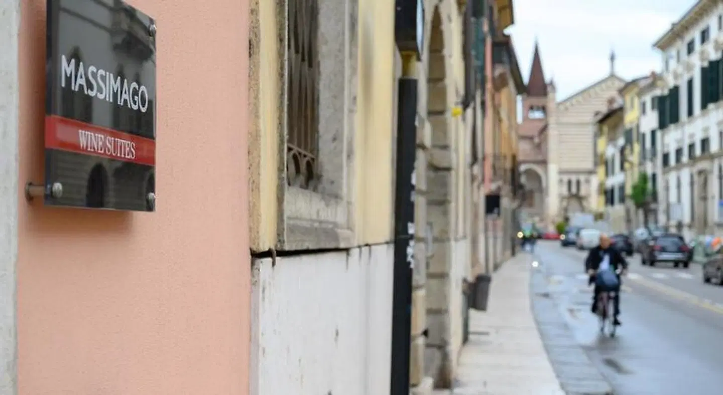 Massimago Wine Suites Terrasse