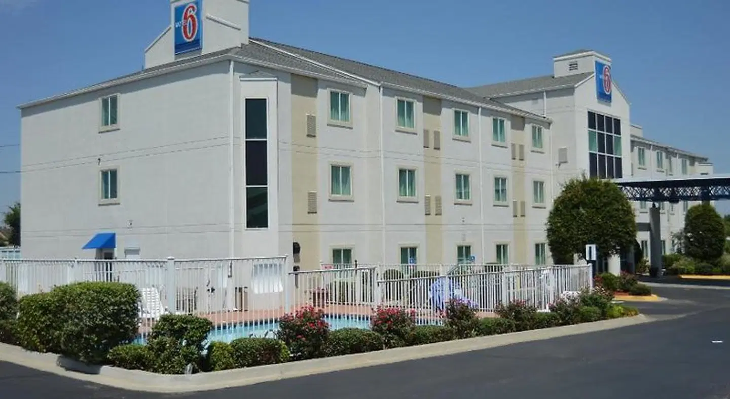 Motel 6 El Reno, OK EXTERIOR