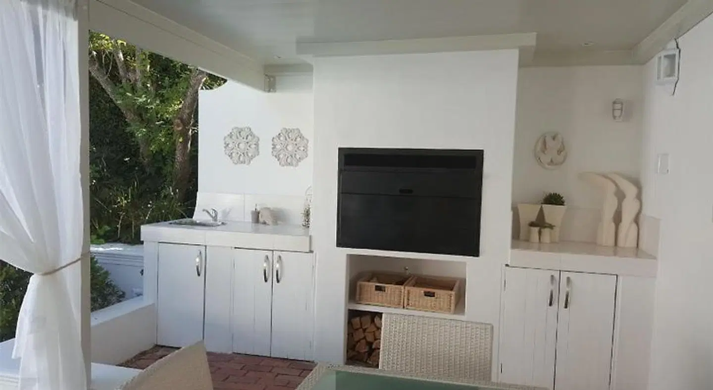 Constantia Garden Suites ROOM_EXAMPLE