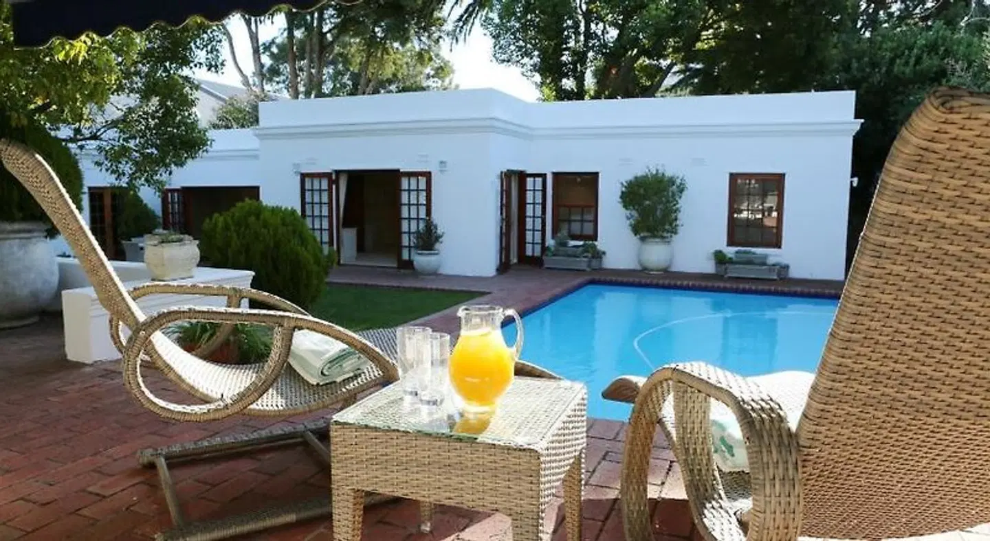 Constantia Garden Suites Terrasse