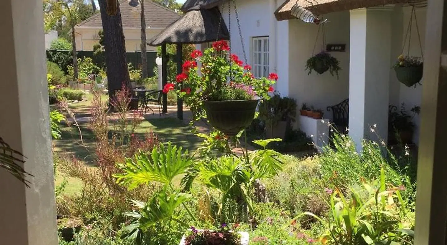 Howard's End Manor Garten