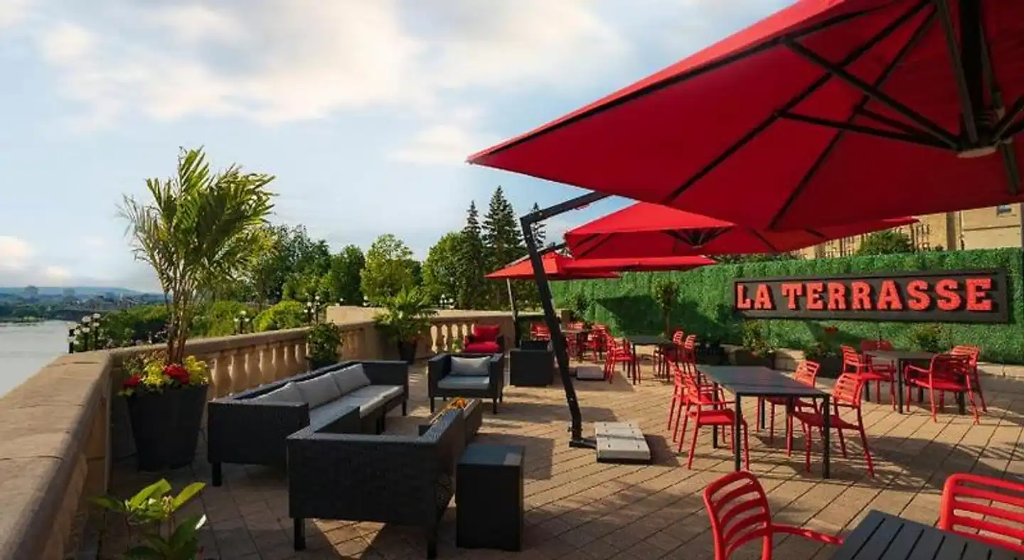 Fairmont Château Laurier Gold Experience Terrasse