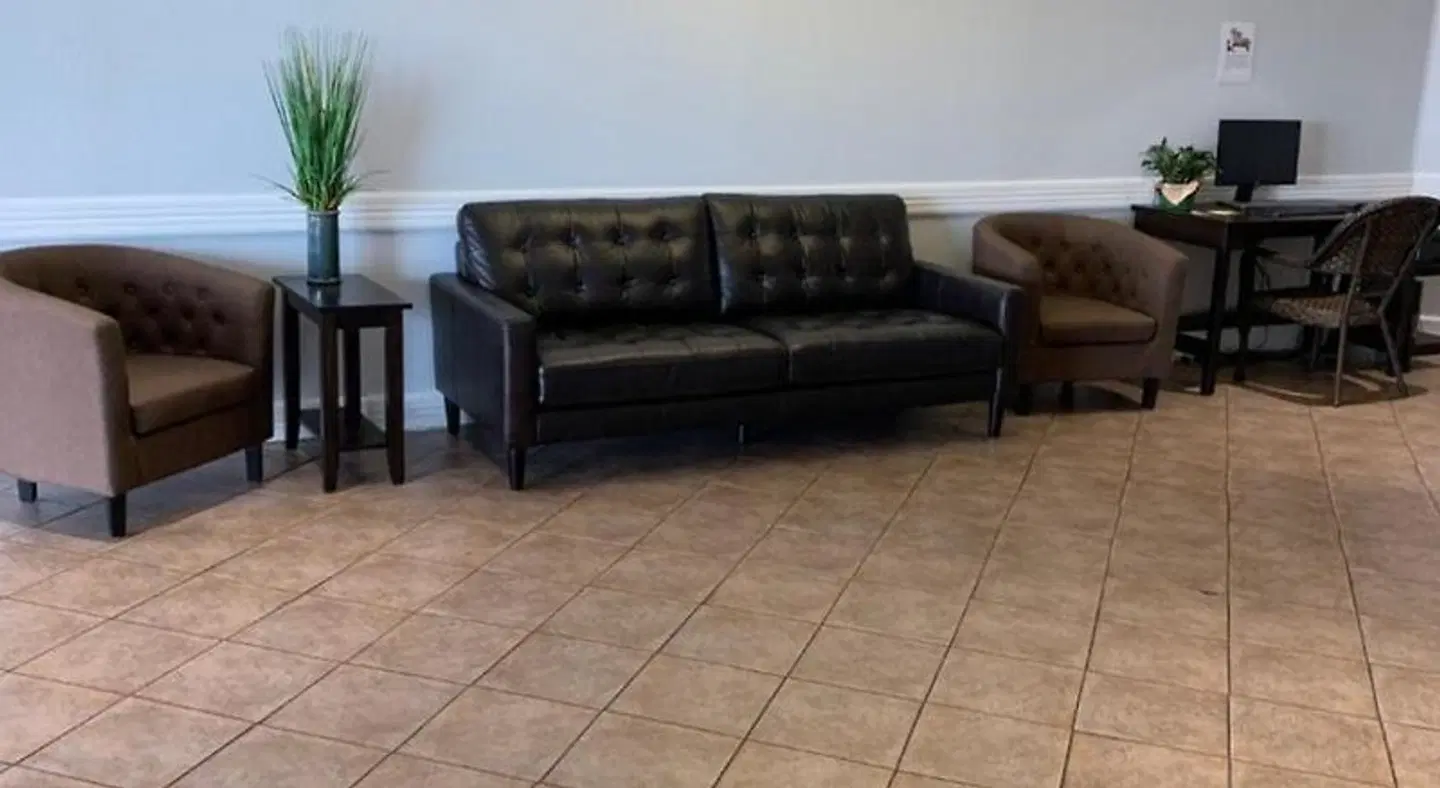 EZ 8 Motel Airporter LOUNGE_LOBBY