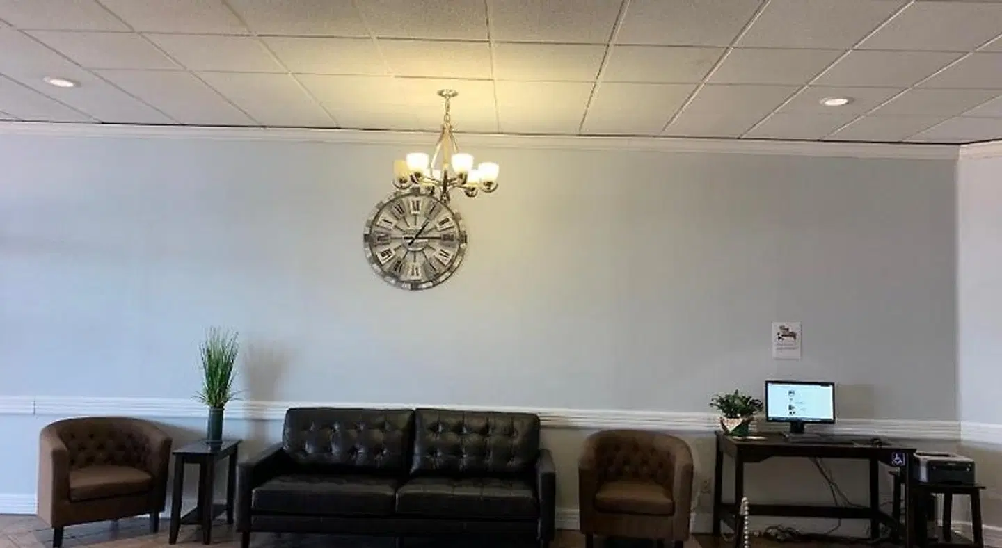 EZ 8 Motel Airporter LOUNGE_LOBBY