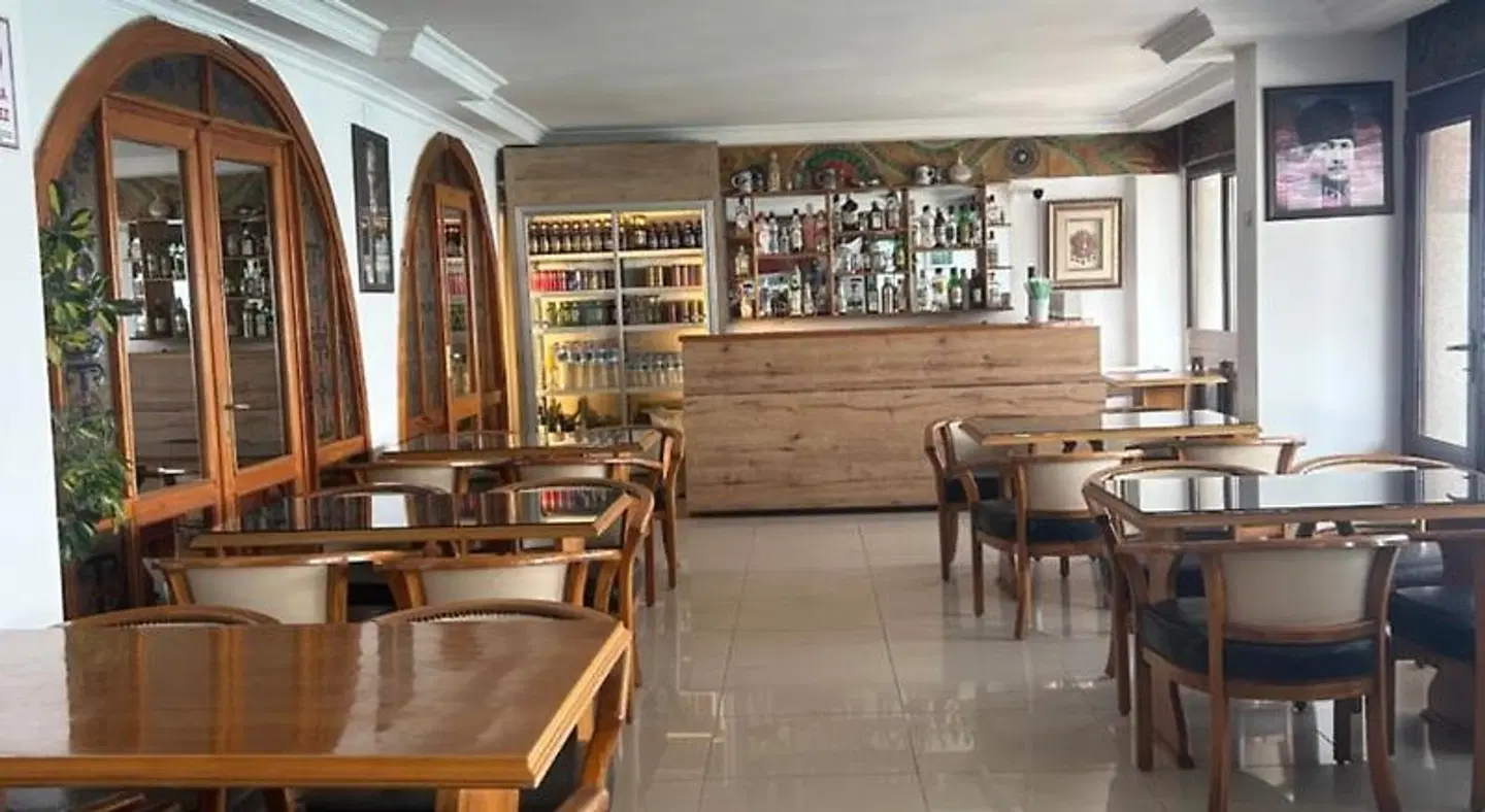Stella Bar