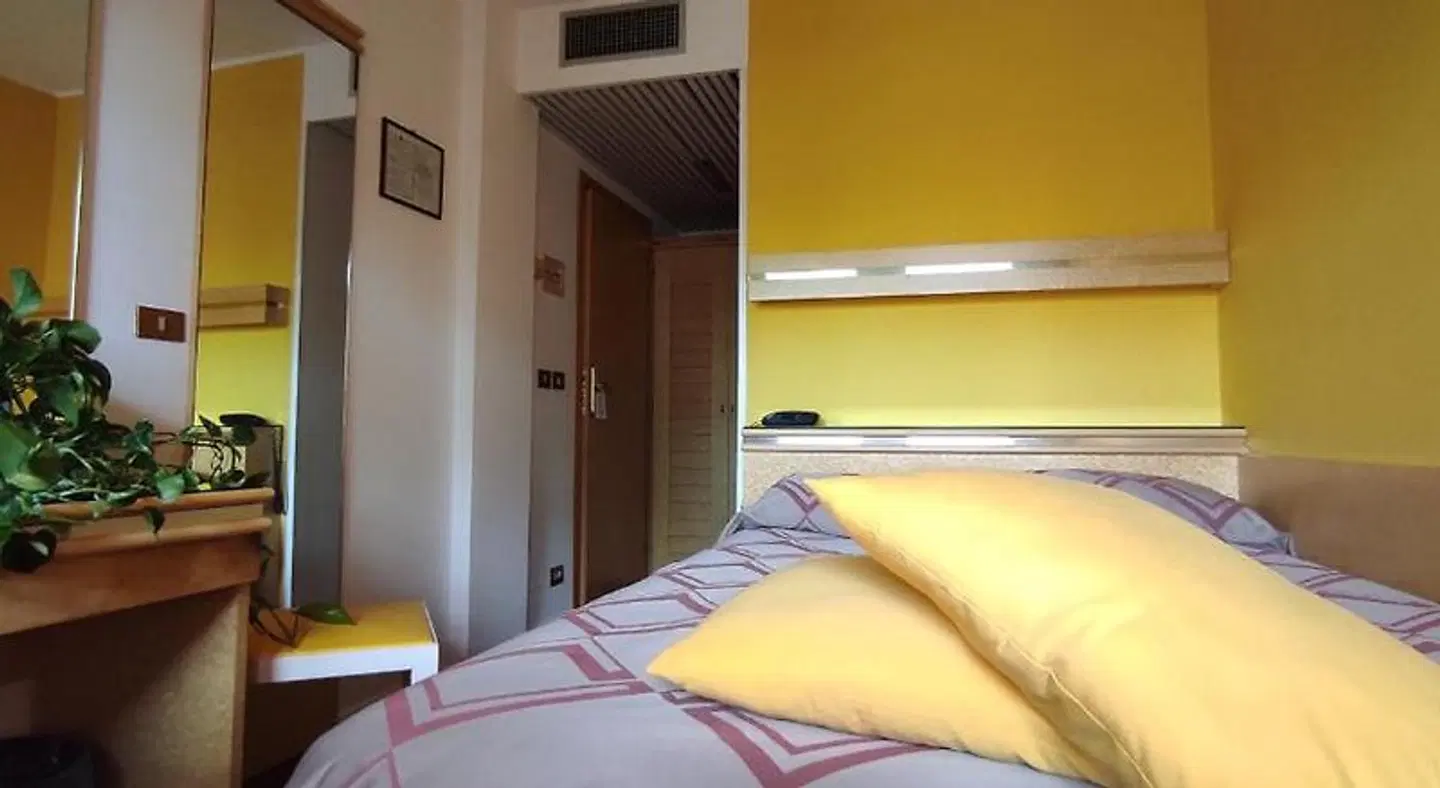 Hotel Antares ROOM_EXAMPLE