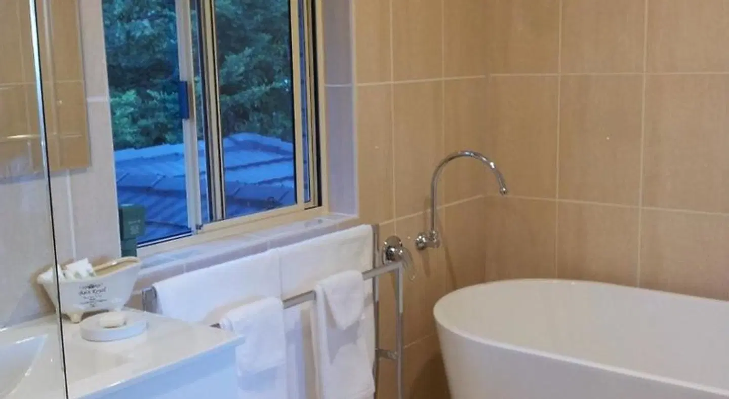 Waterview Gardens B&B Badezimmer