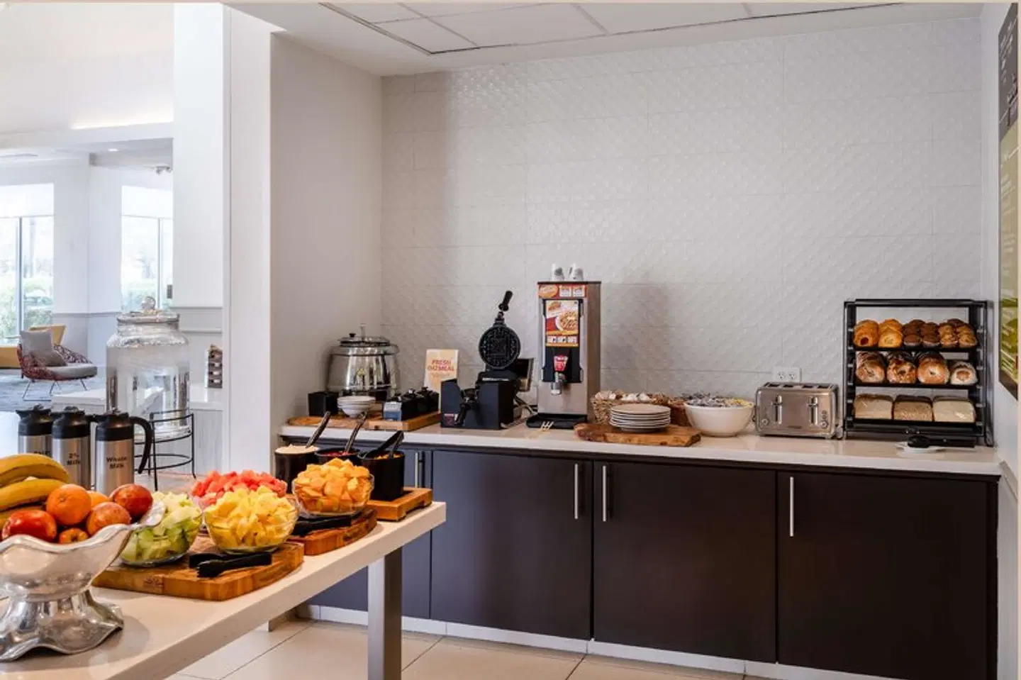 Hilton Garden Inn Bakersfield ROOM_EXAMPLE