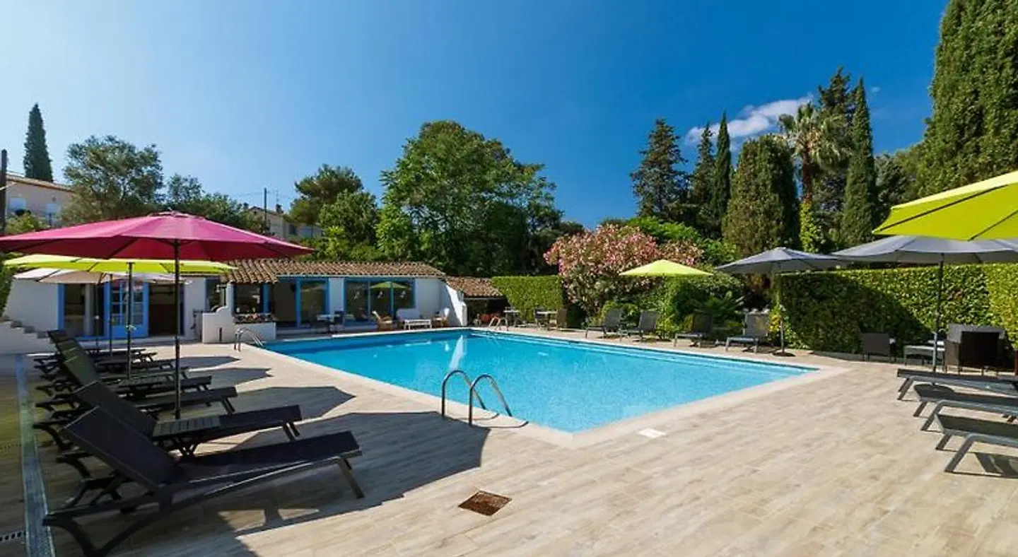 Les Liserons de Mougins OUTDOOR_POOL