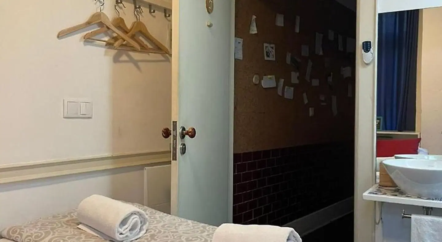 Linha 22 Badezimmer