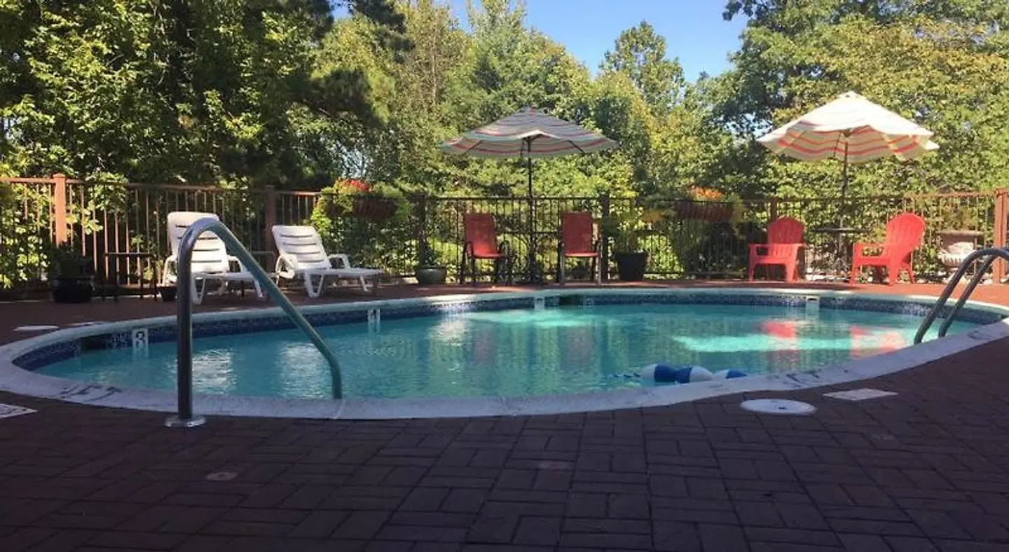 Matterhorn Tower OUTDOOR_POOL
