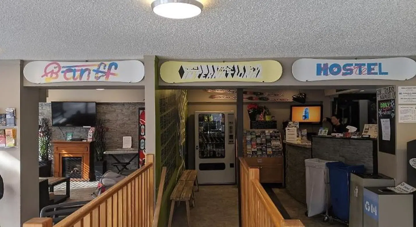 Banff International Hostel LOUNGE_LOBBY