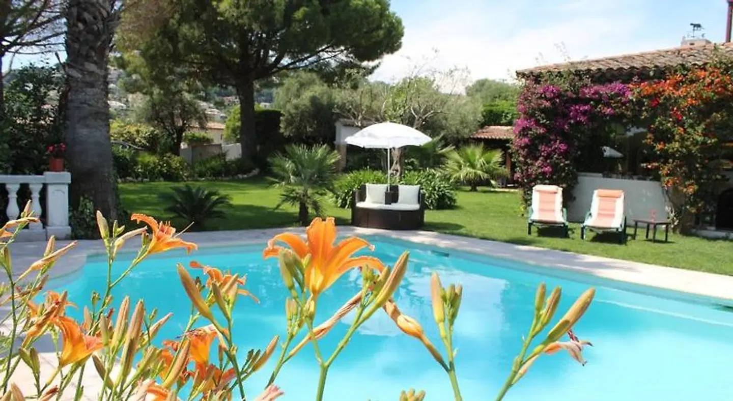 La Villa Topi OUTDOOR_POOL