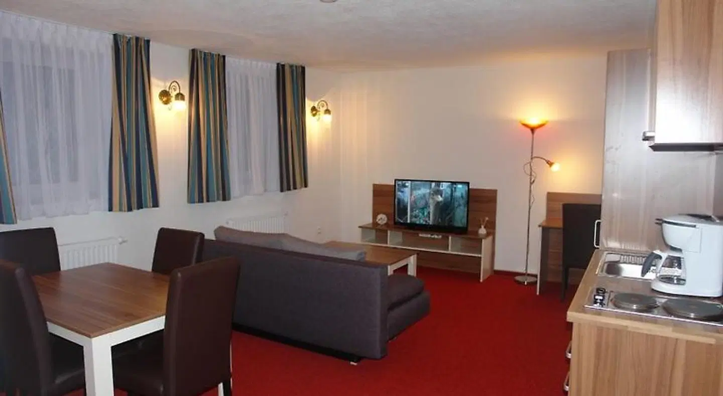 Hotel Garni Daniela Urich ROOM_EXAMPLE