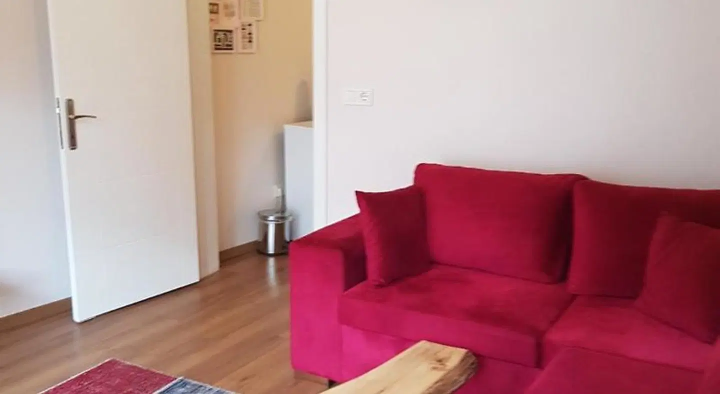 Linden Houses ROOM_EXAMPLE