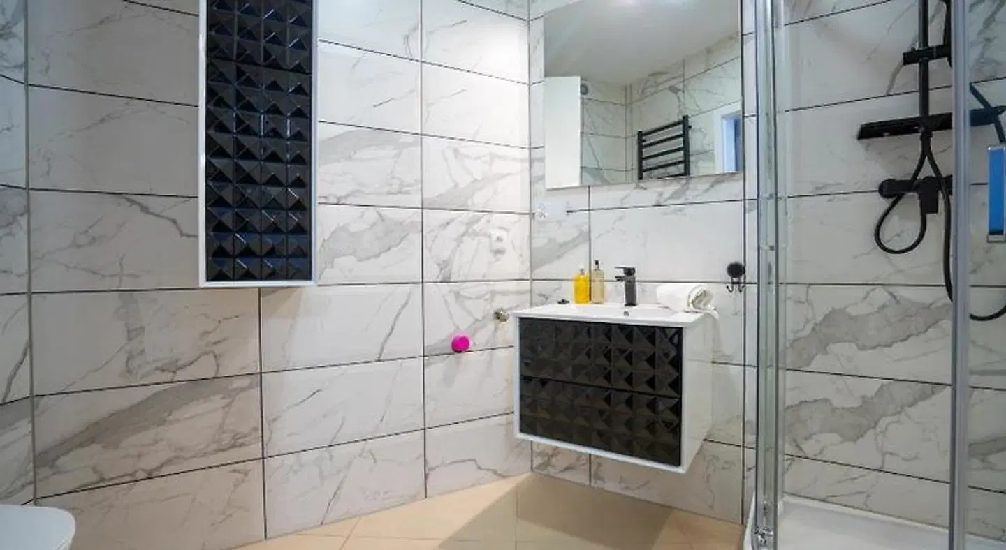 Trzy Sosny Badezimmer