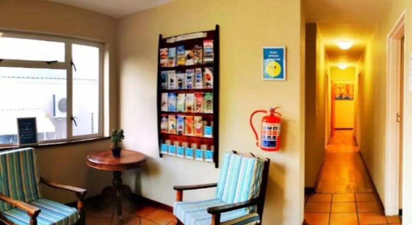 Hout Bay Backpackers LOUNGE_LOBBY