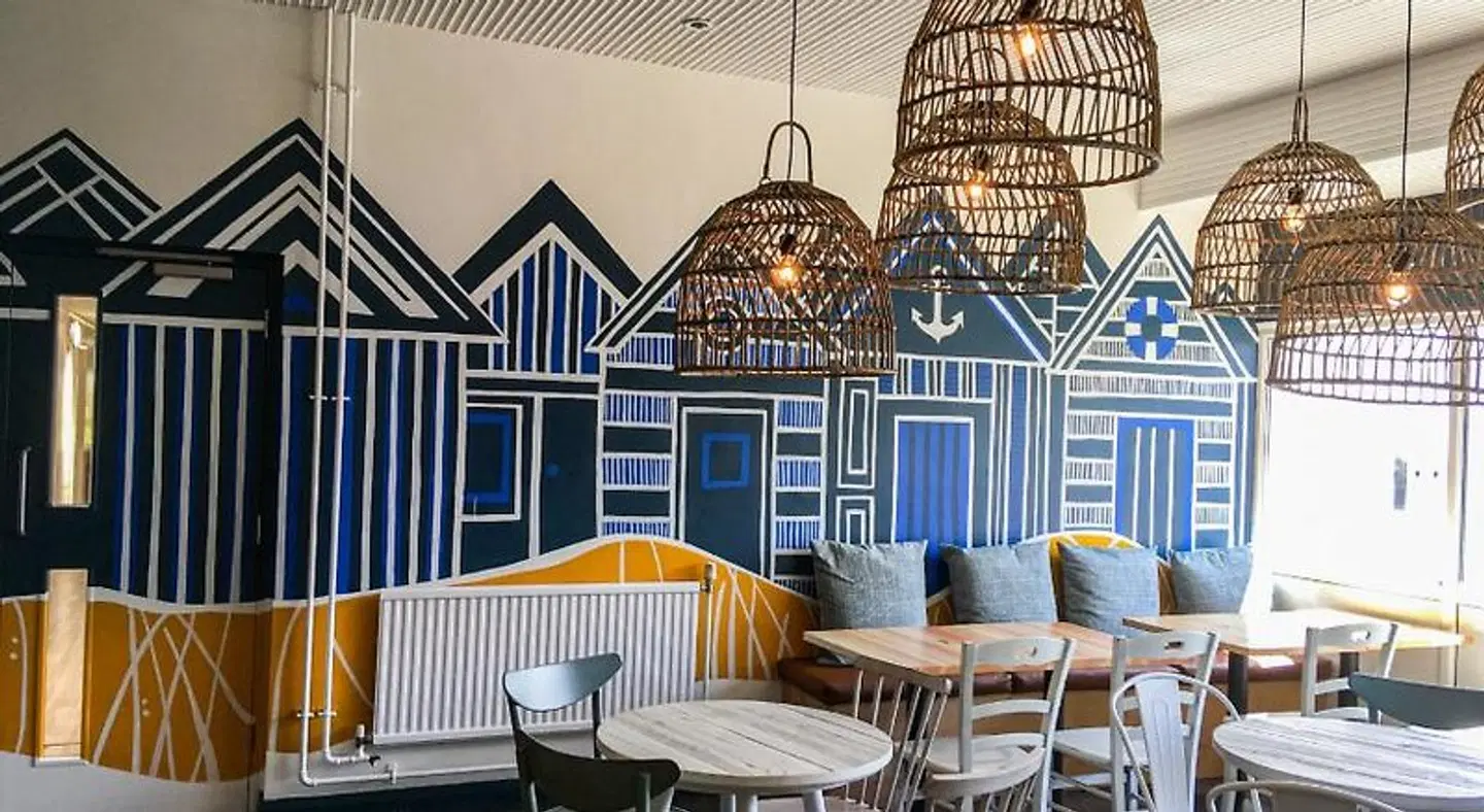 YHA Broad Haven LOUNGE_LOBBY