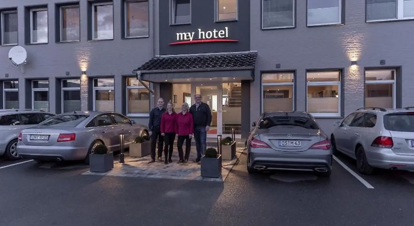Mey Hotel EXTERIOR