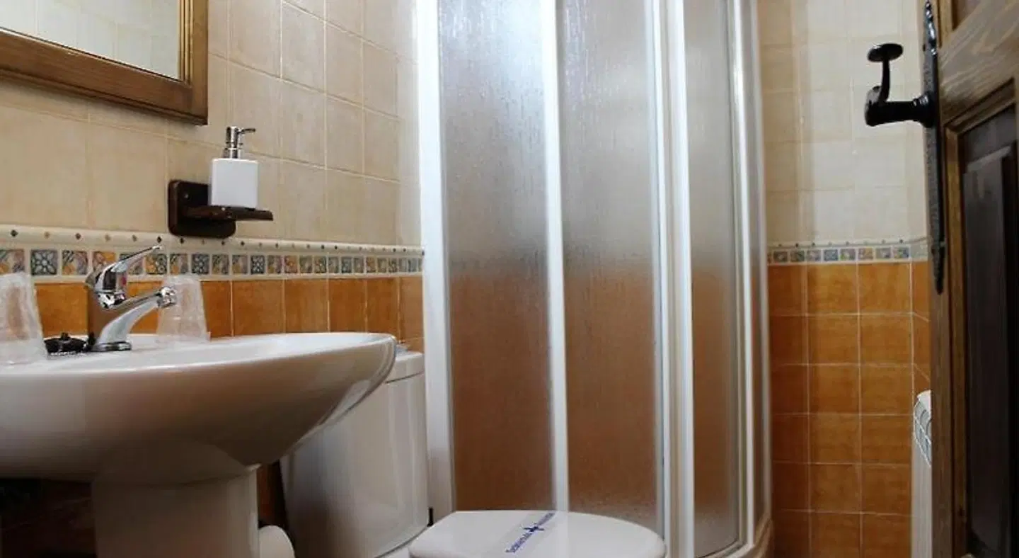 El Arrabal De Sigüenza Badezimmer