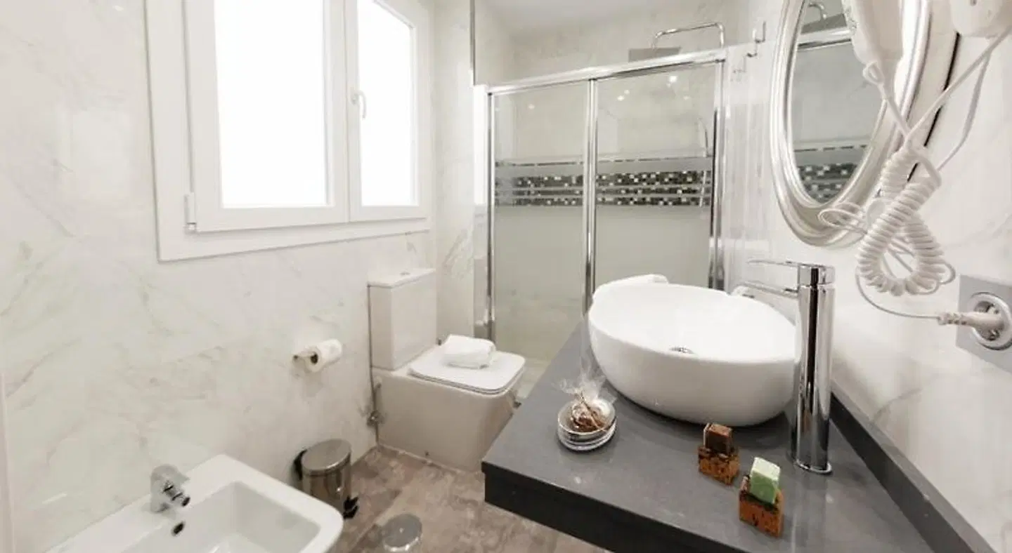 Hercules Boutique Hotel Badezimmer