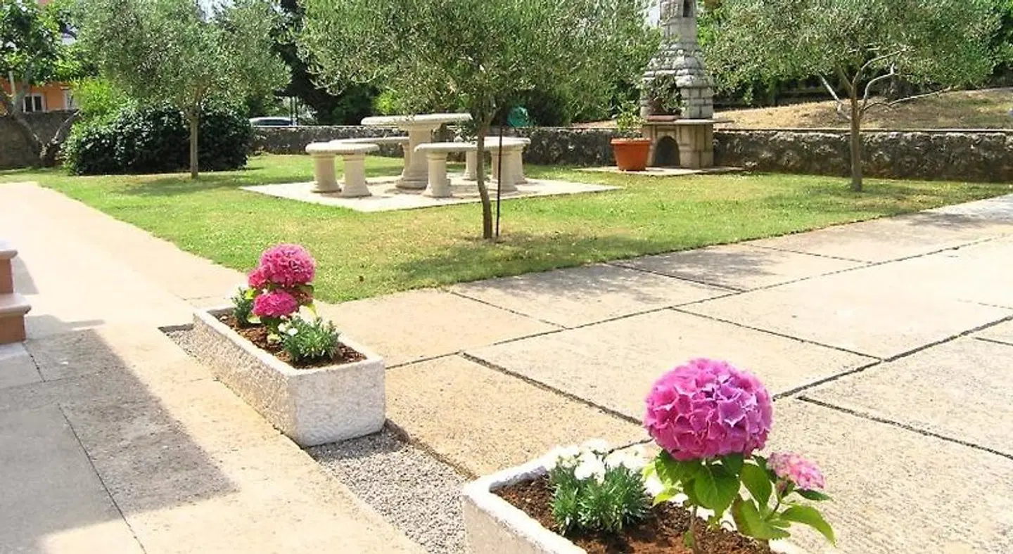 Apartment Lukaric Garten