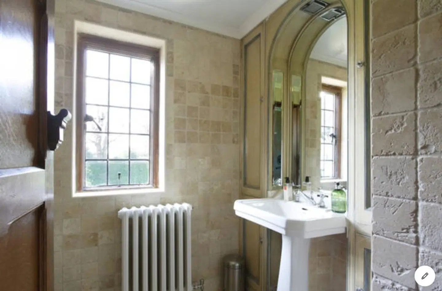 Harlington Manor Badezimmer