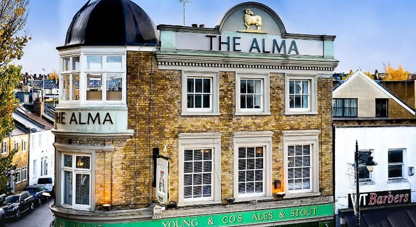 The Alma A Youngs Hotel EXTERIOR