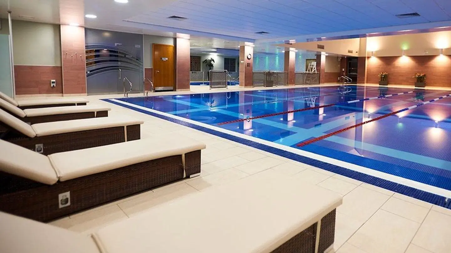 The Warwickshire Hotel and Country Club Hallenbad