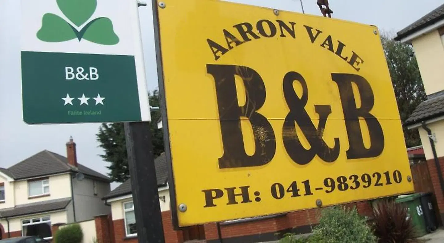 Aaron Vale B&B EXTERIOR