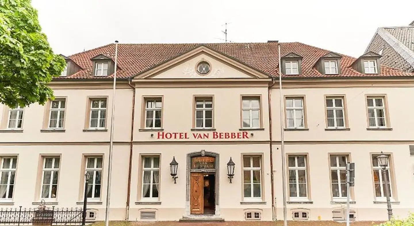 Van Bebber EXTERIOR