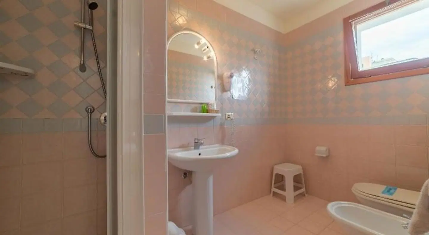 Hotel Airone Badezimmer