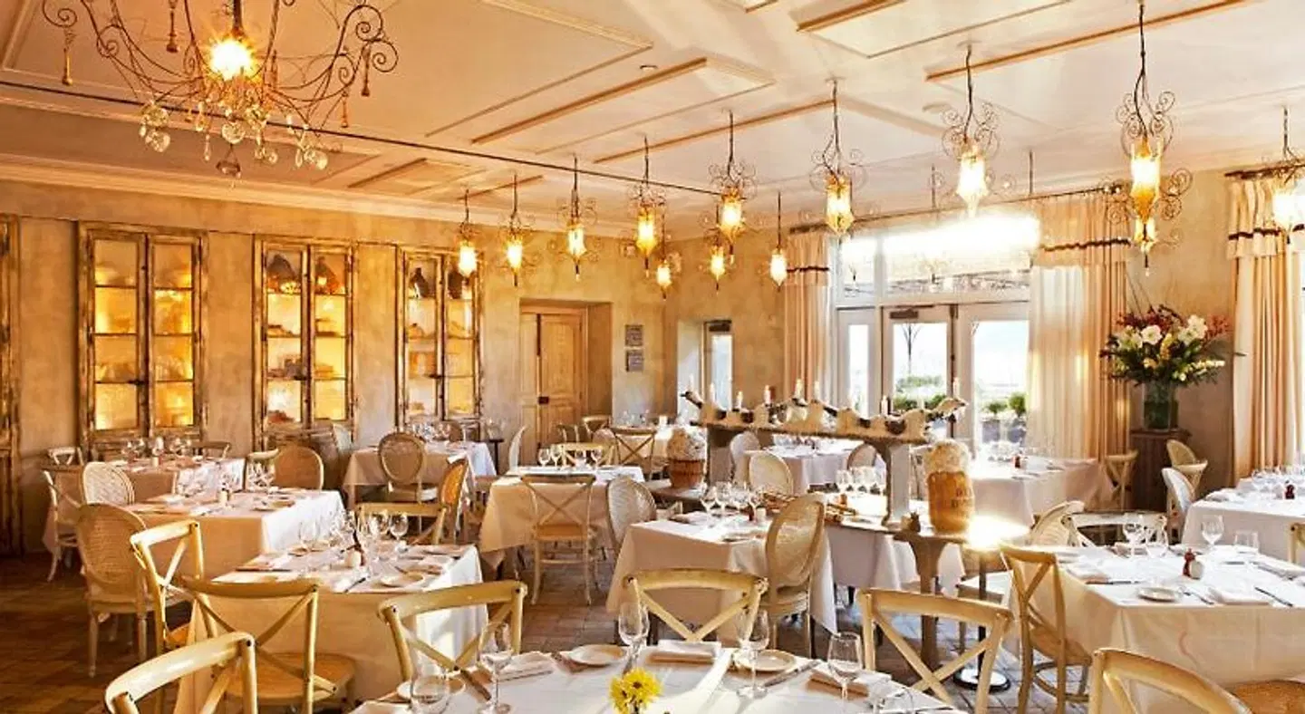 Delamar Greenwich Harbor Restaurant