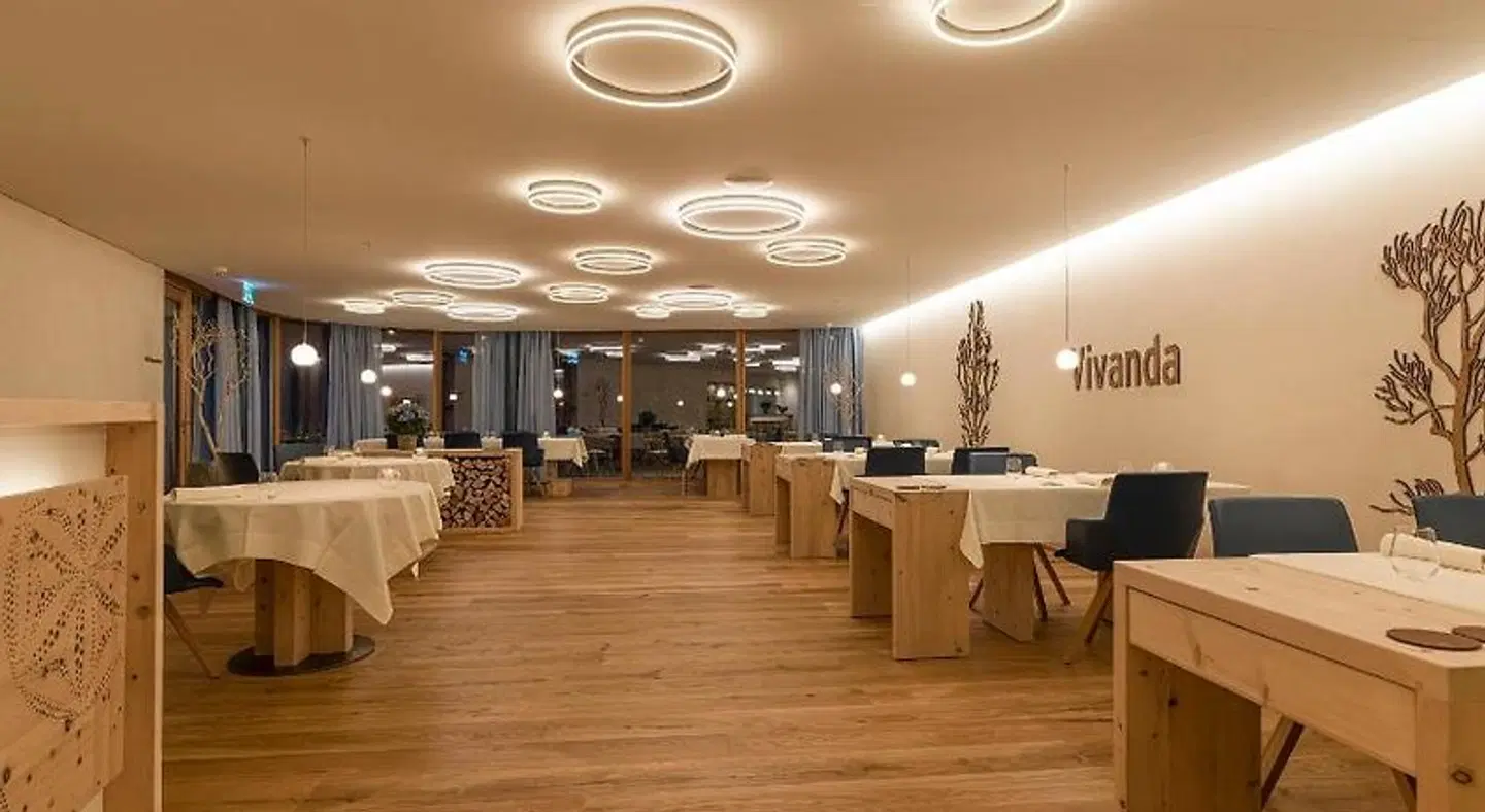 In Lain Hotel Cadonau Restaurant