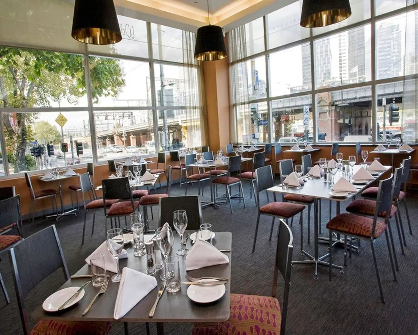 Clarion Suites Gateway Restaurant