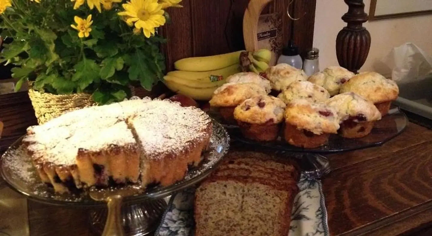 Holiday Lodge Cabins HEALTH_BEAUTY