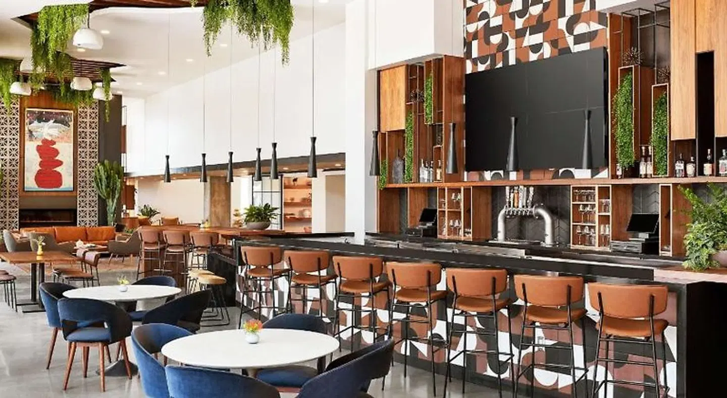 Canopy by Hilton Tempe Downtown Bar